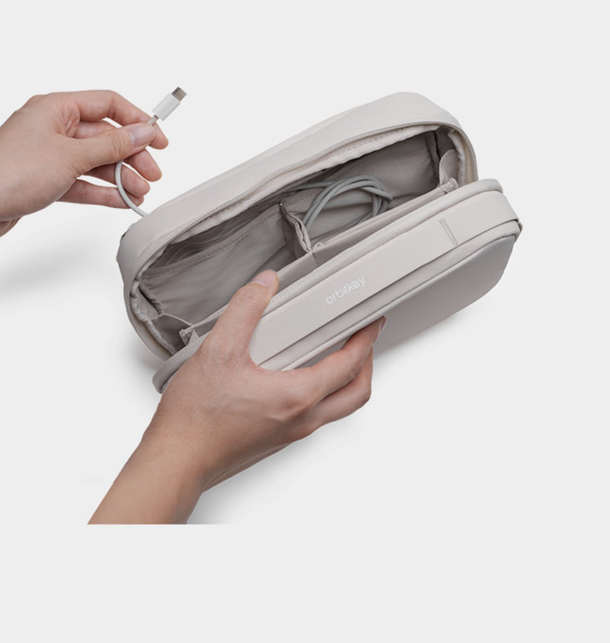 곤마리 x 오비키 케이블 패스스루 기능